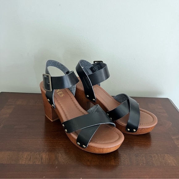 Dunes Black Strappy Platform Sandals with Wooden Heel Size 6.5 - Picture 1 of 9